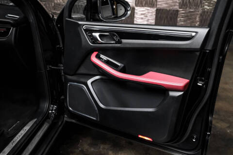 2017 Porsche Macan S