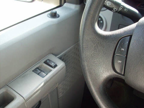 2013 Ford E-Series E-350 SD XL