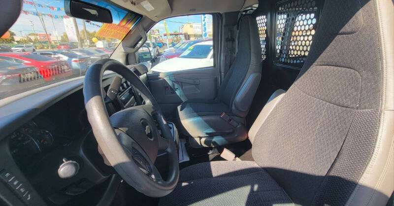 2019 Chevrolet Express 2500