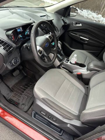 2016 Ford Escape SE