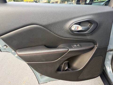 2015 Jeep Cherokee Trailhawk