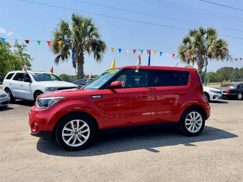 2017 Kia Soul +