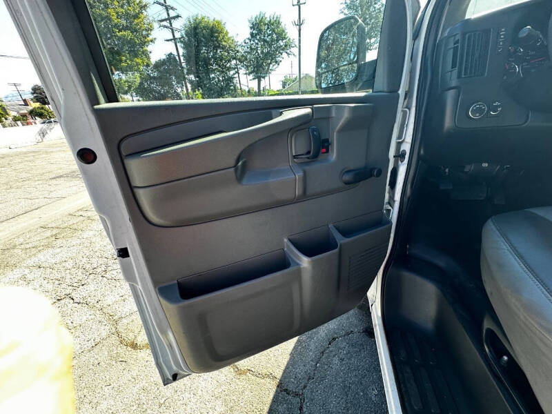 2009 Chevrolet Express LS 2500