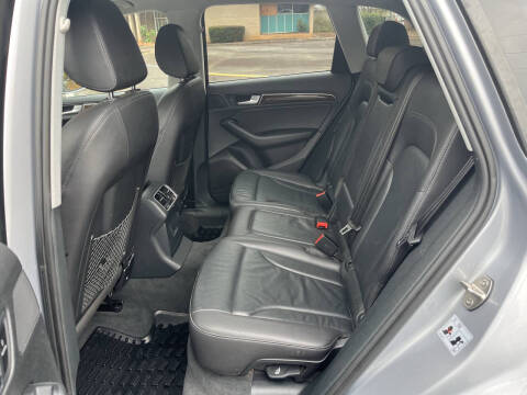 2017 Audi Q5 2.0T quattro Premium