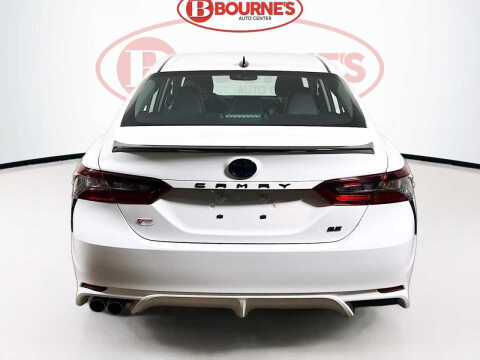 2022 Toyota Camry Hybrid SE Nightshade