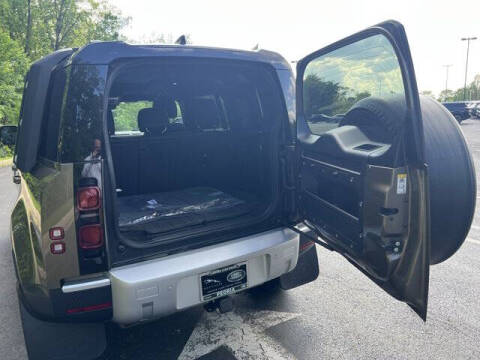 2023 Land Rover Defender