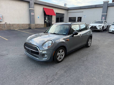 2018 MINI Hardtop 4 Door Cooper