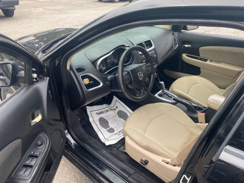 2011 Dodge Avenger Express