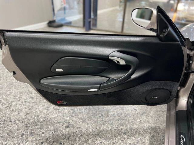 2002 Porsche 911 Carrera 4