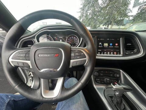 2015 Dodge Challenger SXT Plus