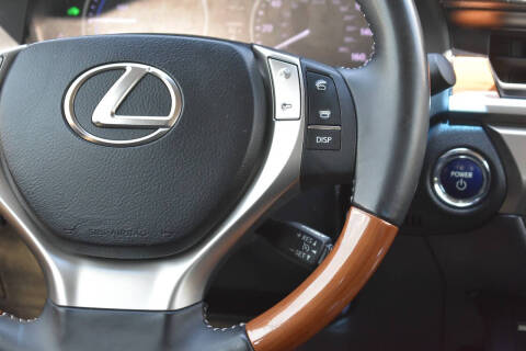 2015 Lexus ES 300h