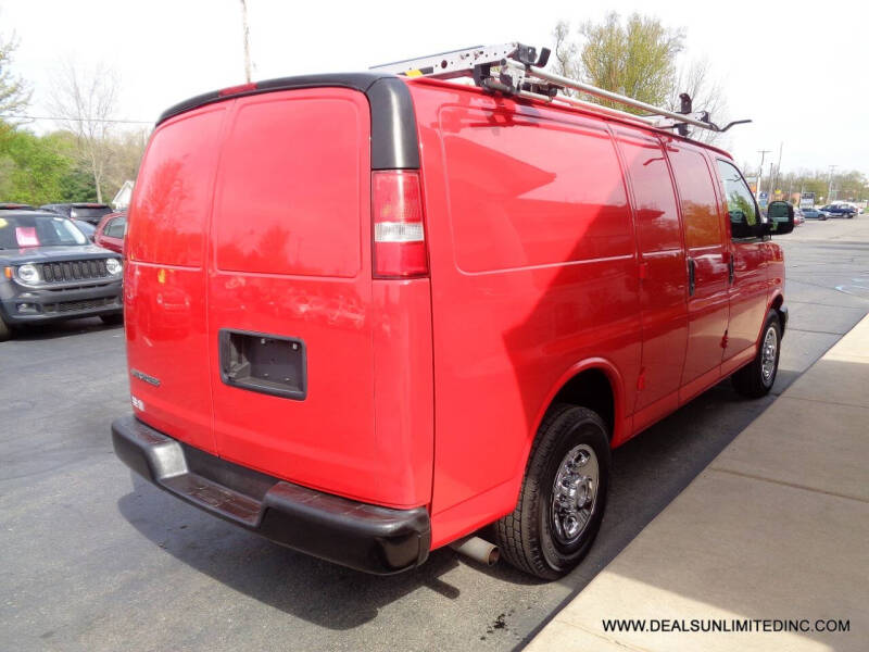 2017 Chevrolet Express 2500
