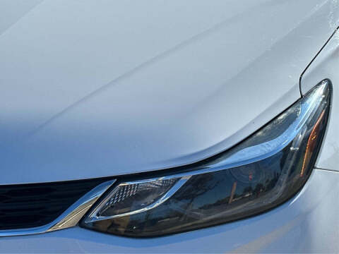 2017 Chevrolet Cruze LT Auto