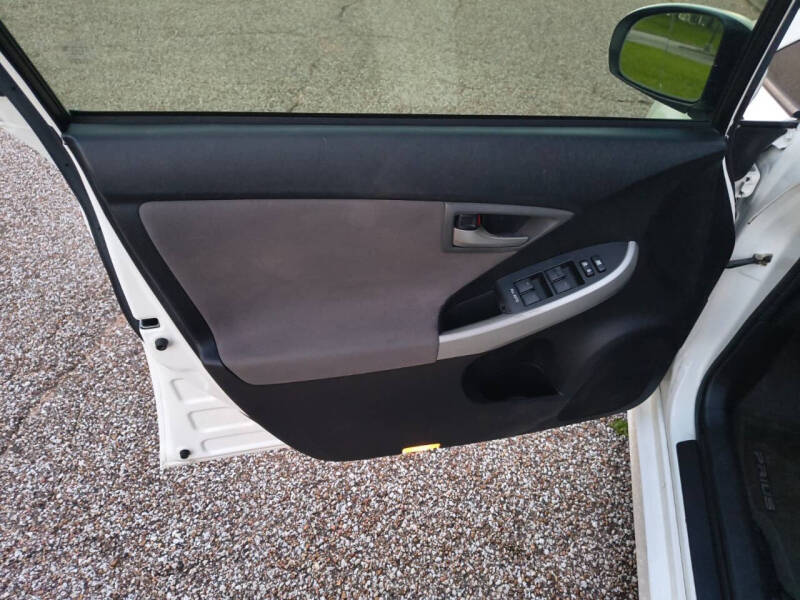 2013 Toyota Prius Three