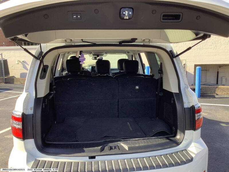 2022 Nissan Armada SV