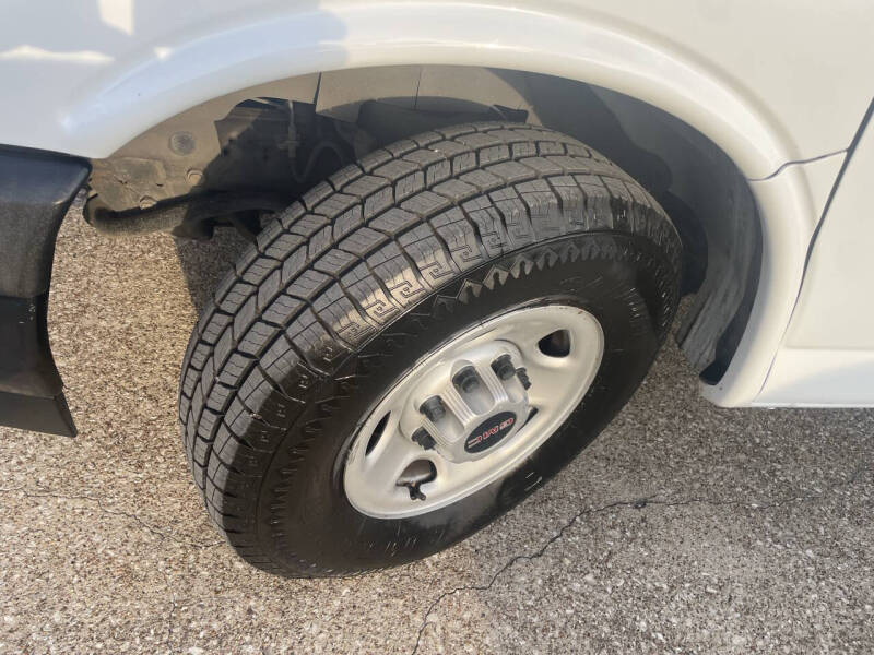 2020 GMC Savana 2500