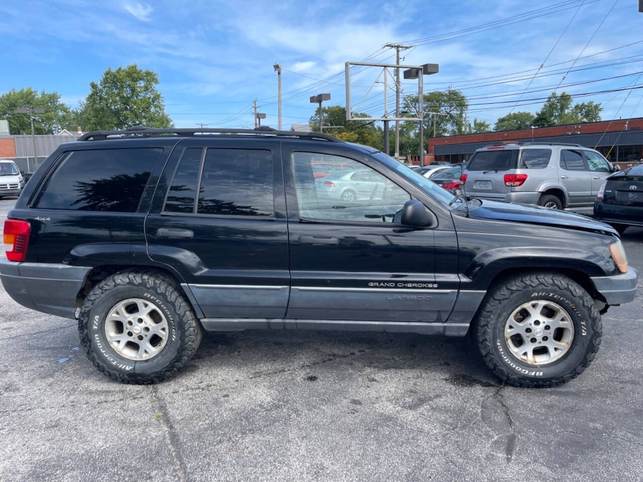 2000 Jeep Grand Cherokee for sale at AVS AUTO GROUP LLC in CLEVELAND, OH