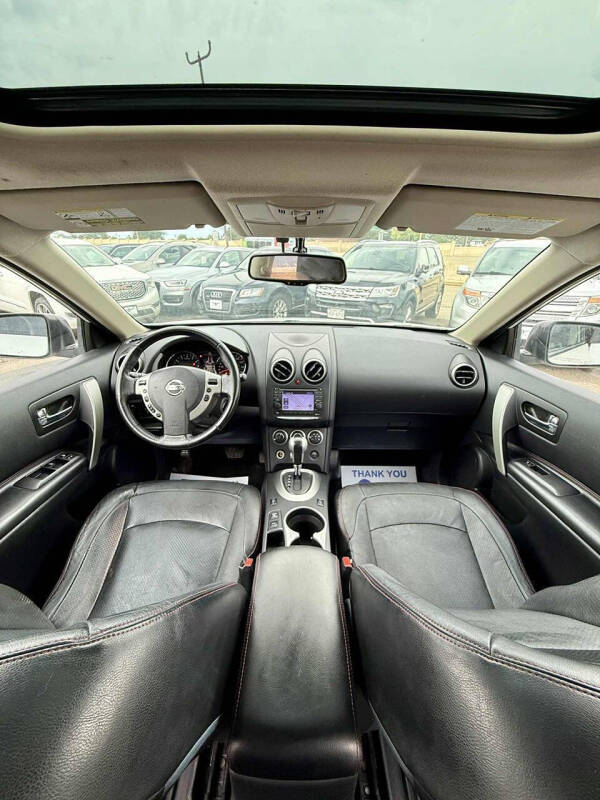 2012 Nissan Rogue SV w/SL Package