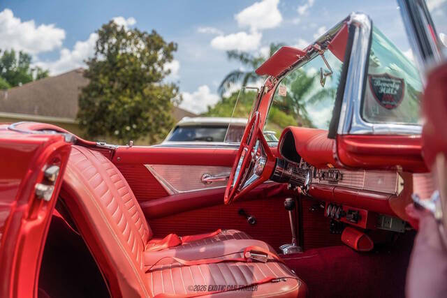 1957 Ford Thunderbird