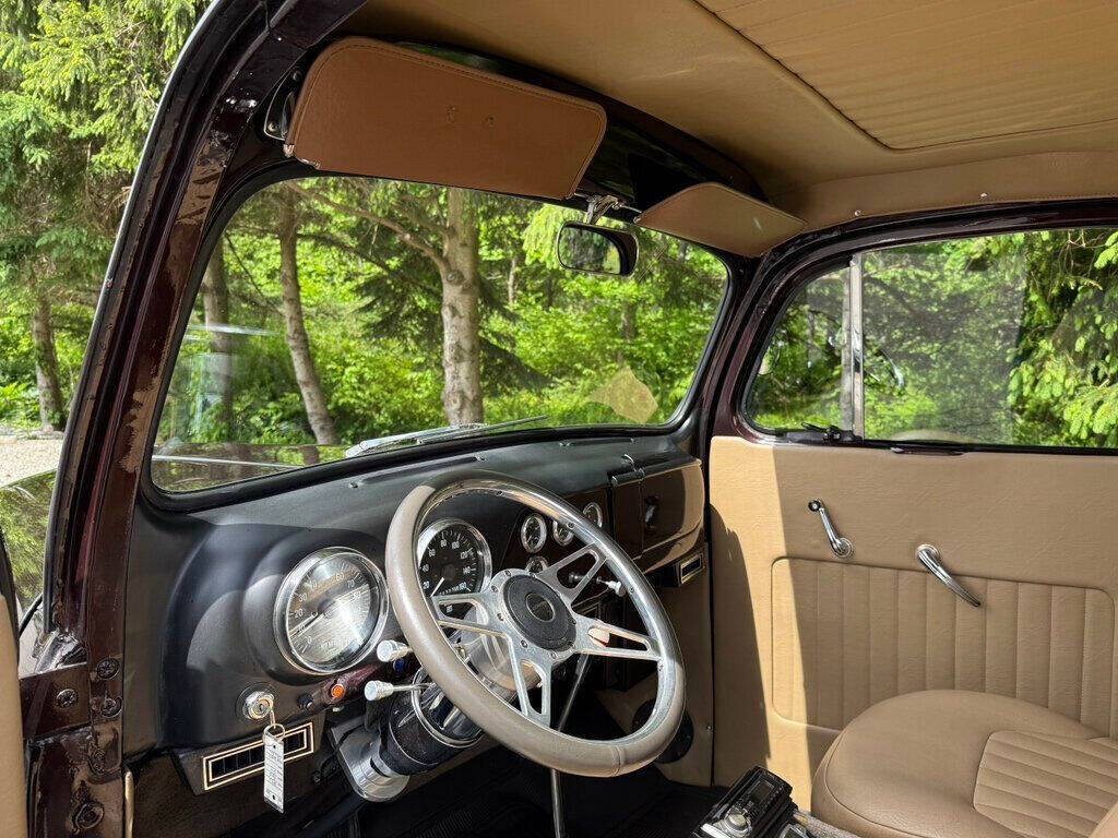 1952 Ford F1 27