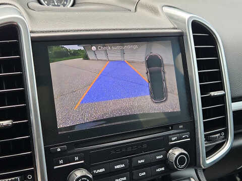 2018 Porsche Cayenne Platinum Edition