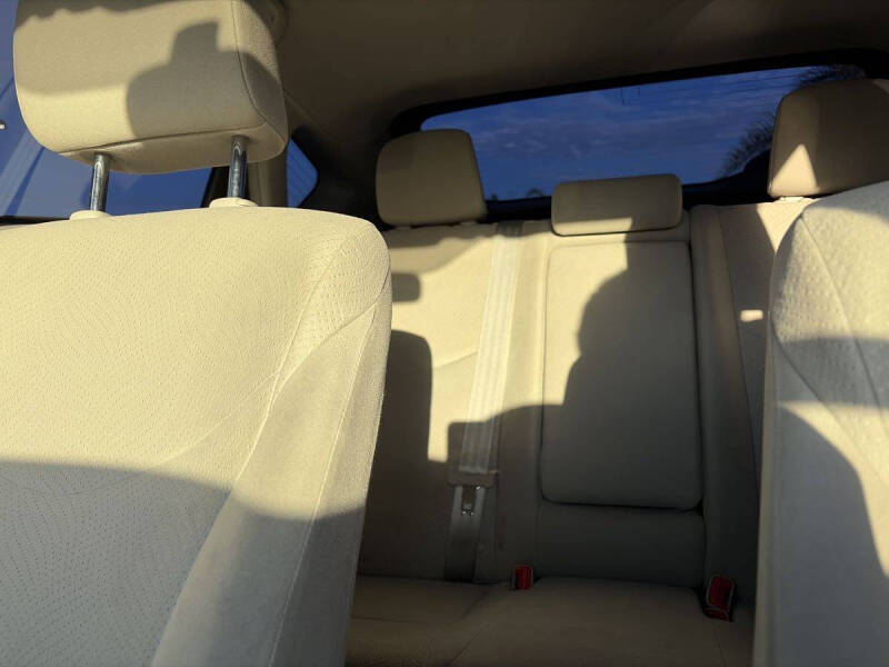 2013 Toyota Prius One