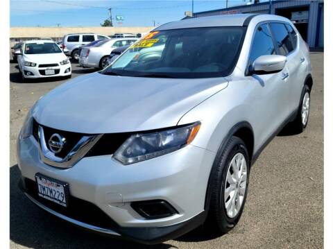 2015 Nissan Rogue for sale at ATWATER AUTO WORLD in Atwater CA