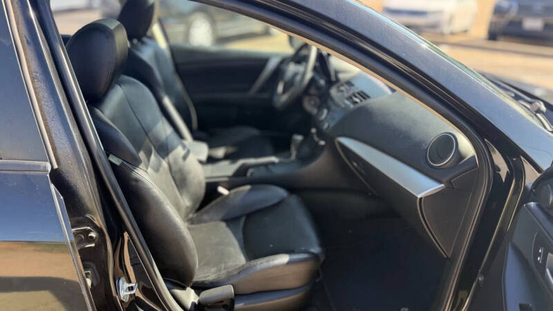 2012 Mazda MAZDA3 i Grand Touring