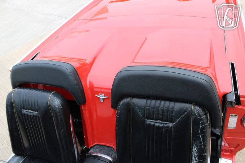 1963 Ford Thunderbird