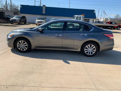 2014 Nissan Altima for sale at Elite Auto Plaza in Springfield IL
