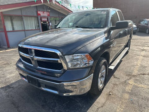 2018 RAM 1500 for sale at Best Deal Motors in Saint Charles MO