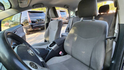 2012 Toyota Prius Two