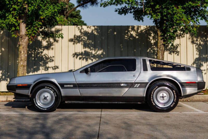 1981 DeLorean DMC-12