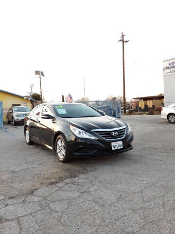 2014 Hyundai Sonata for sale at Autosales Kingdom in Lancaster CA