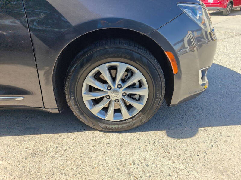 2019 Chrysler Pacifica Touring L