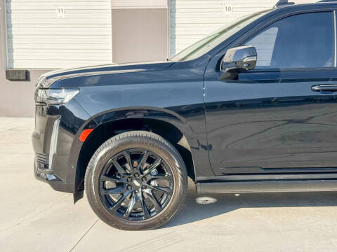 2023 Cadillac Escalade Sport