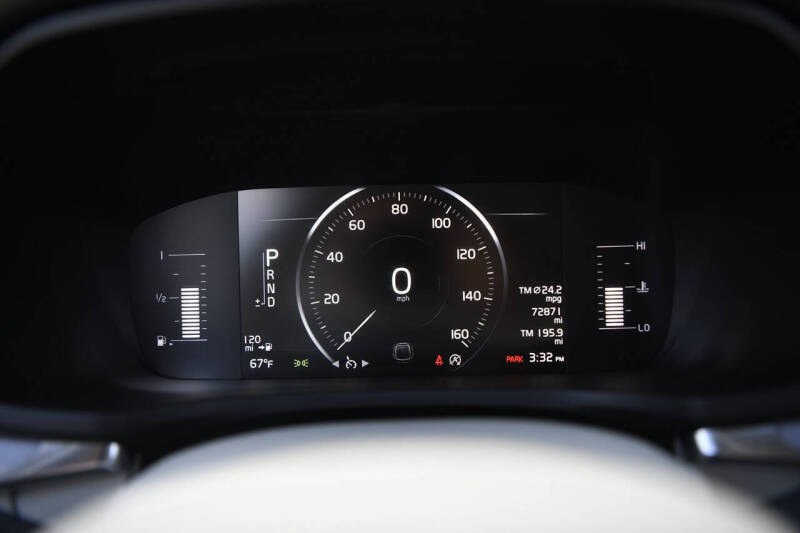 2019 Volvo S60 T5 Momentum