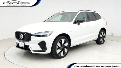 2024 Volvo XC60 Recharge T8 Plus Dark Theme