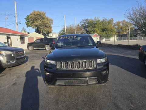 2017 Jeep Grand Cherokee for sale at SUSQUEHANNA VALLEY PRE OWNED MOTORS in Lewisburg PA