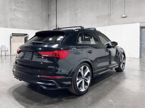 2022 Audi Q3 quattro S line Prem Plus 45 TFSI