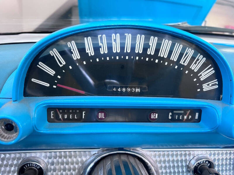 1956 Ford Thunderbird