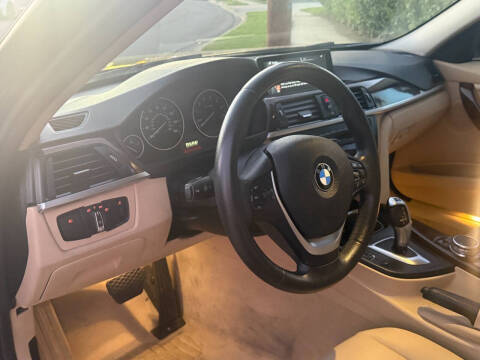 2015 BMW 3 Series 328i