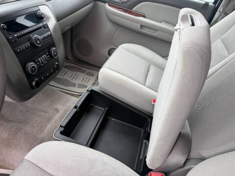 2009 GMC Yukon XL SLE