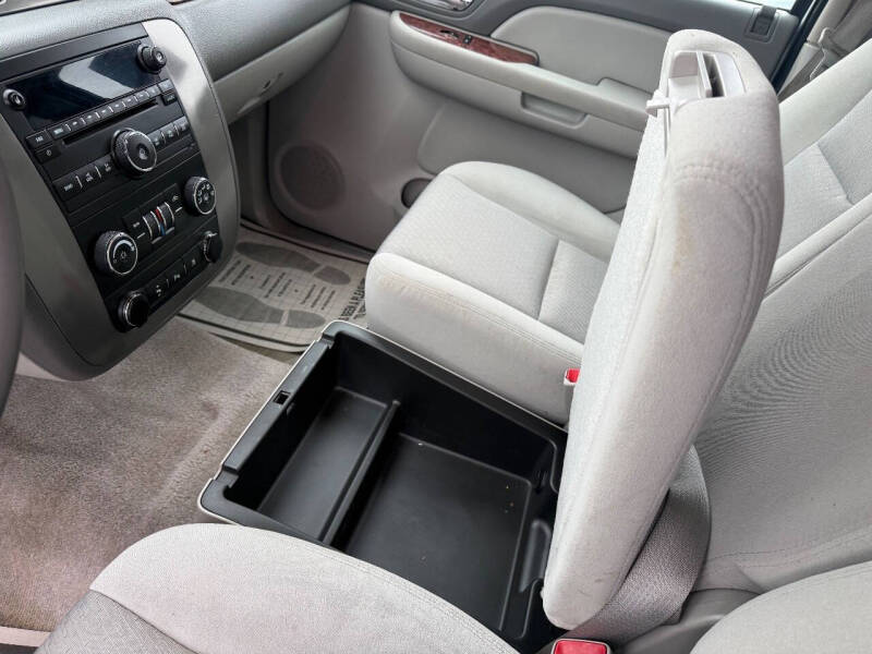 2009 GMC Yukon XL SLE