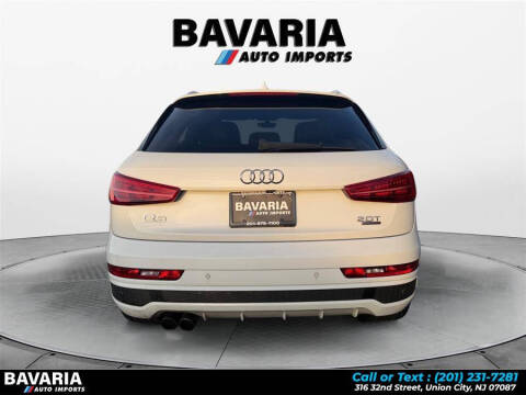 2016 Audi Q3 2.0T quattro Prestige