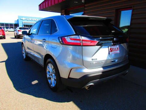 2022 Ford Edge Titanium