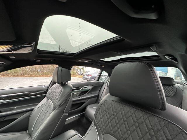 2020 BMW 7 Series 740i