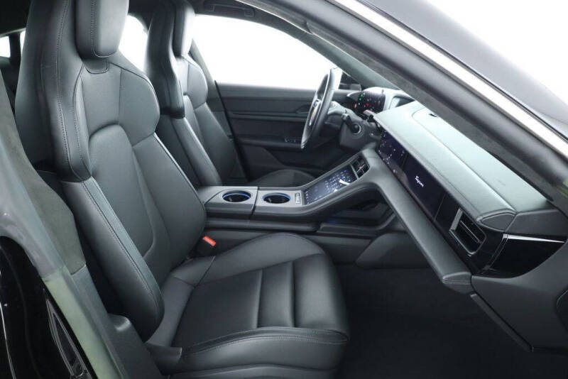 2022 Porsche Taycan 4S