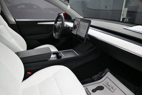 2025 Tesla Model Y Long Range