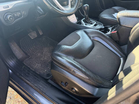 2018 Jeep Cherokee Latitude Plus